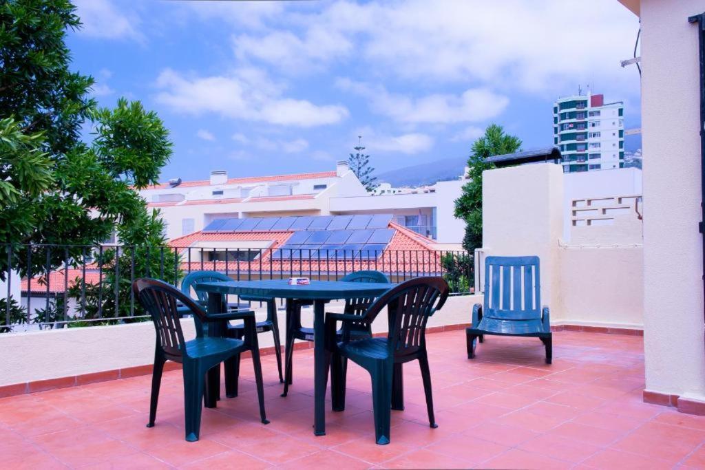 Hostel Monaco Funchal  Ngoại thất bức ảnh