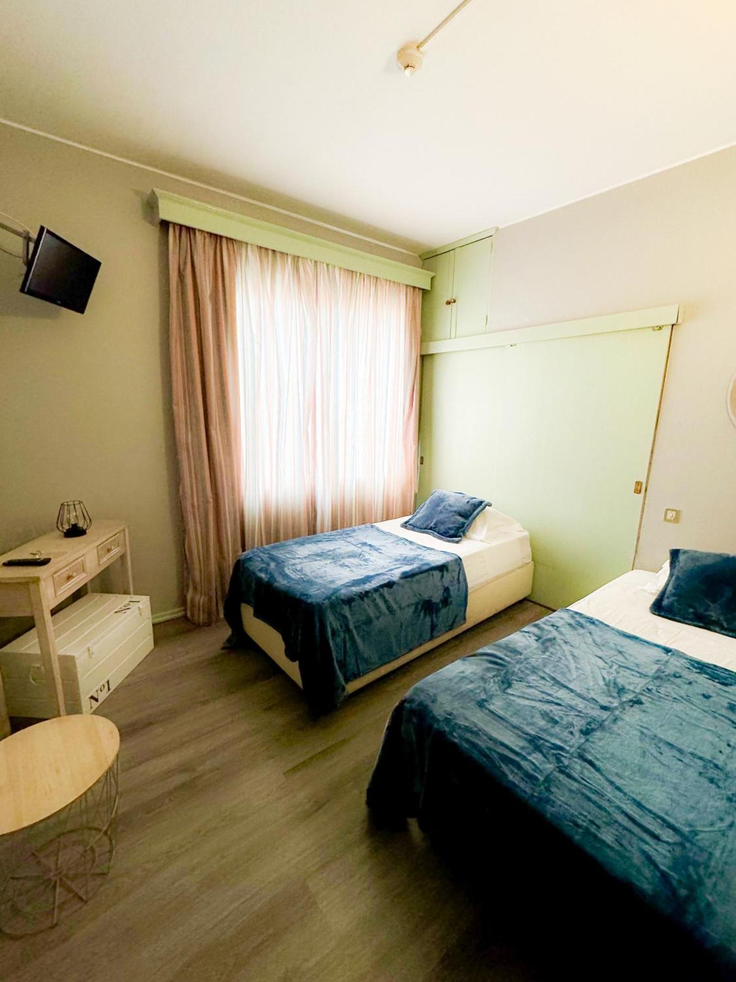 Hostel Monaco Funchal  Ngoại thất bức ảnh